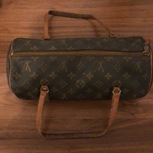 Vintage Louis Vuitton bag fair offers welcome